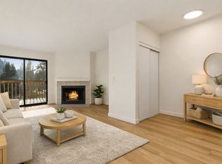 1203 NE 135th St APT 406, Seattle, WA 98125