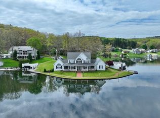 189/190 Flat Top Lake Rd, Ghent, WV 25843