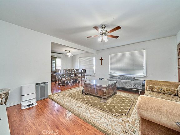 4th image of 8357 Aura Ave