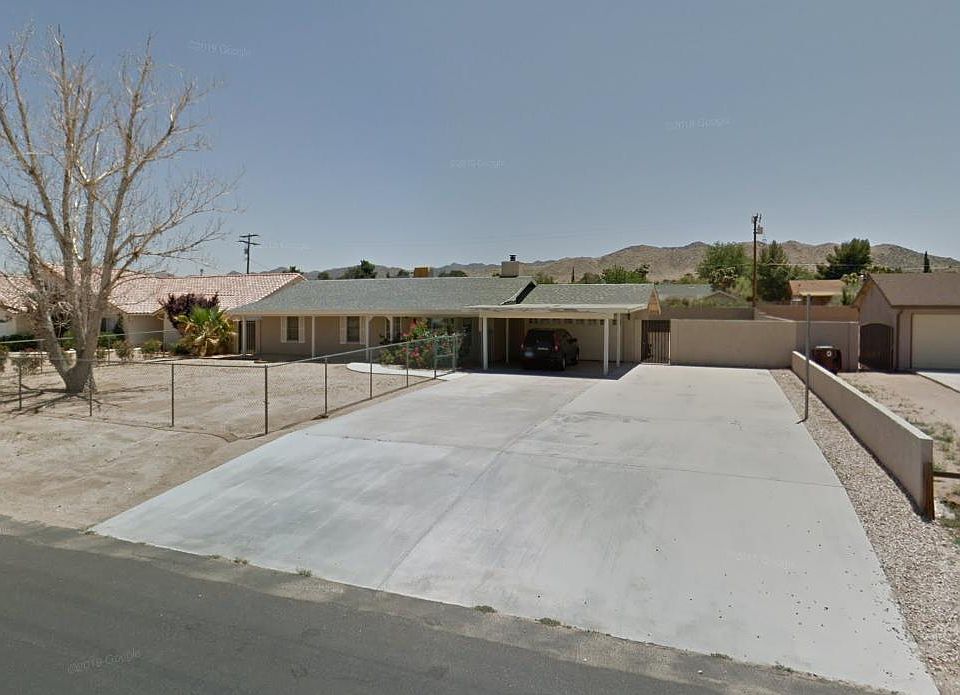 1st image of 57805 Carlyle Dr