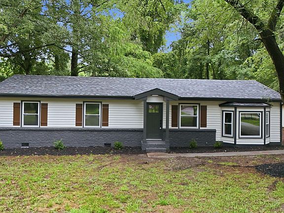 2nd image of 1209 Damascus Dr