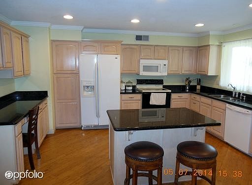 5th image of 2347 E Harmony Ave