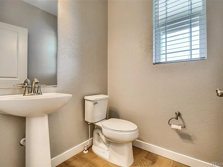 1635 Stable View Dr — Photo 16