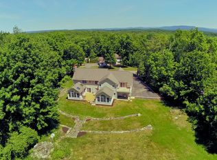 4 Holley Ln, Prospect, CT 06712
