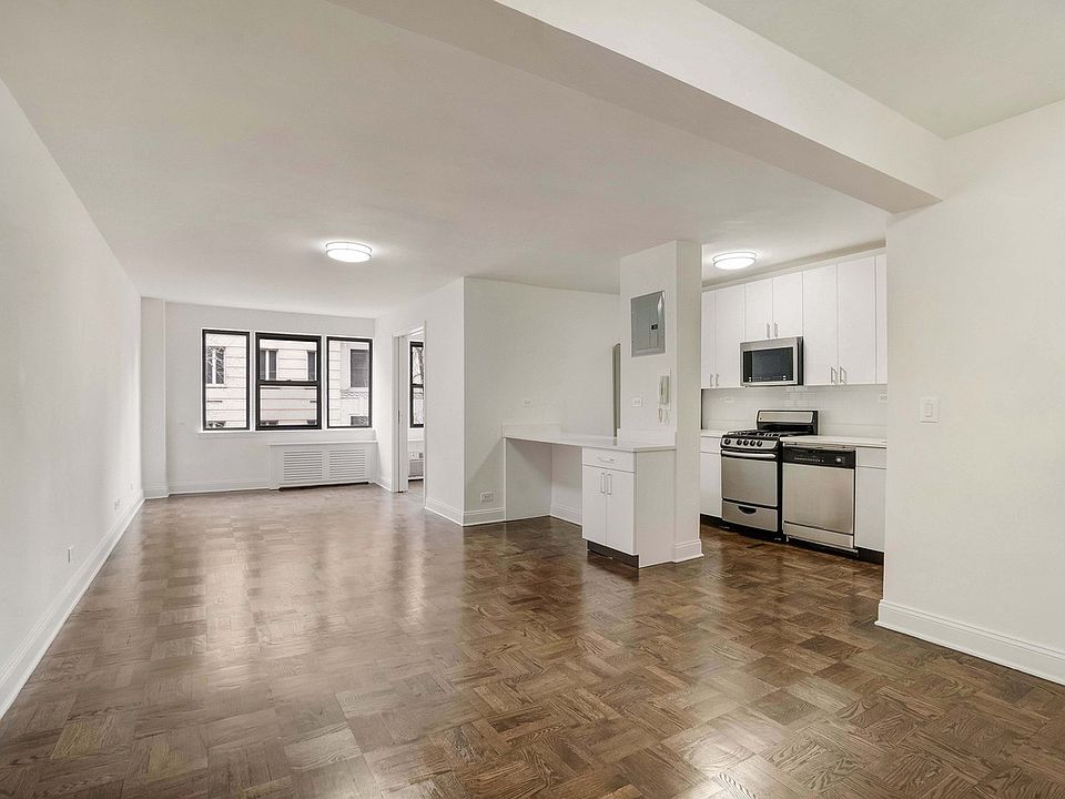 1st image of 20 Beekman Pl APT 4c