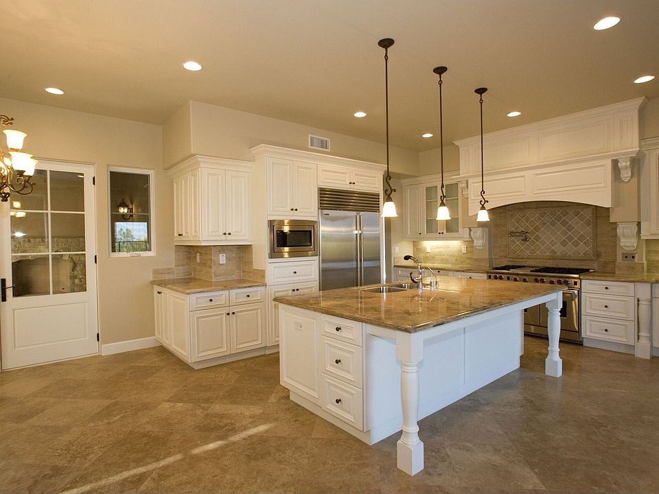 Gourmet Kitchen