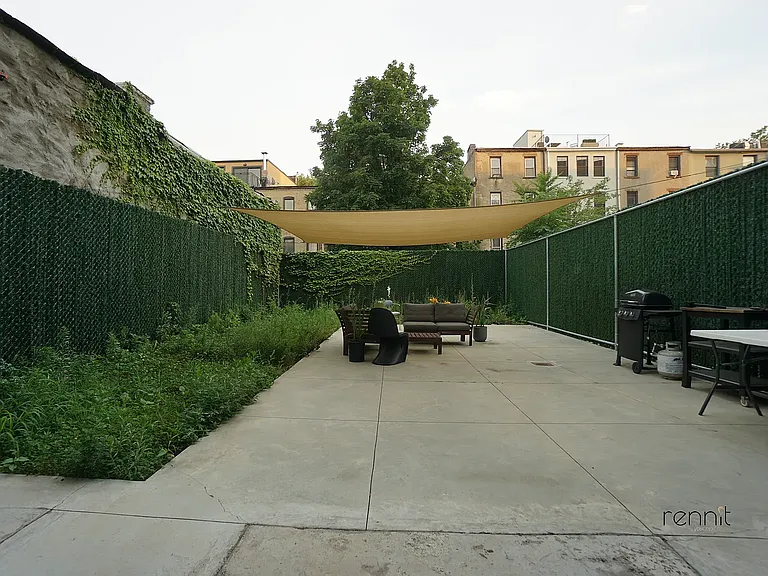 774 Lexington Ave #1B — Photo 4