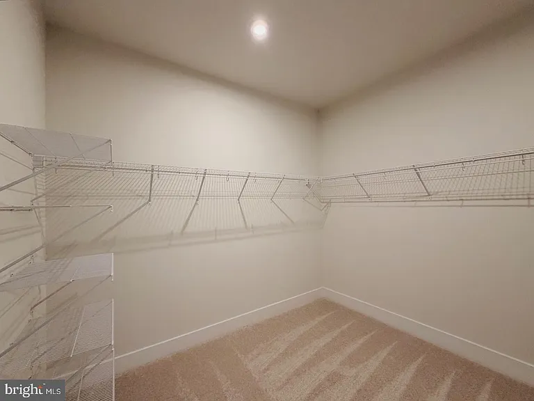 131 Sapphire St — Photo 43