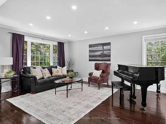 4th image of 1412 Trotwood Ave