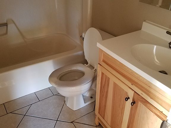 4th image of 1213 Eastwind Dr APT B
