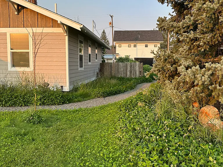 614 W Main St — Photo 8