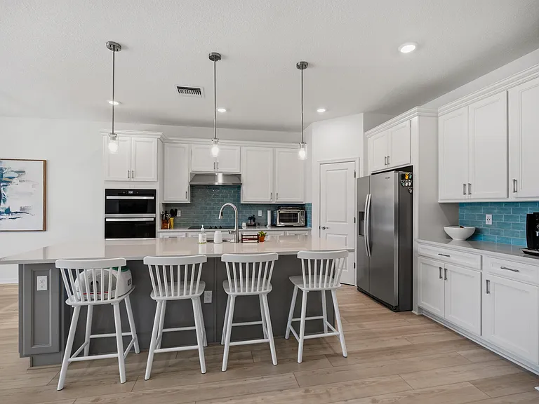 4265 SW Cornerstone Way — Photo 9