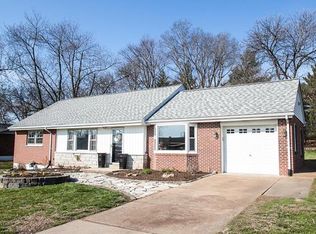 9901 Markhall Ln, Saint Louis, MO