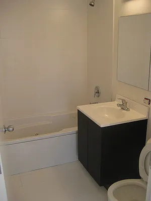 Rented by Joel Weisz, LREB | media 41