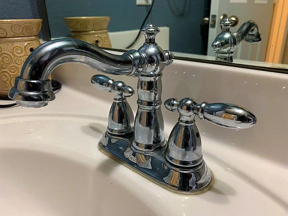 4th image of 2941 Standing Springs Ln