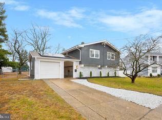 2124 Arleigh Rd, Cinnaminson, NJ 08077