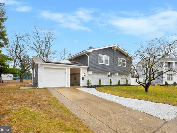 2124 Arleigh Rd, Cinnaminson, NJ 08077