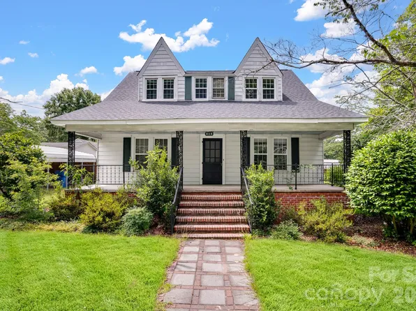 315 W Blakeney St, Pageland, SC 29728