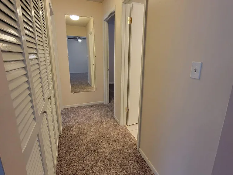 100 E Kentucky Ave #103-D — Photo 12