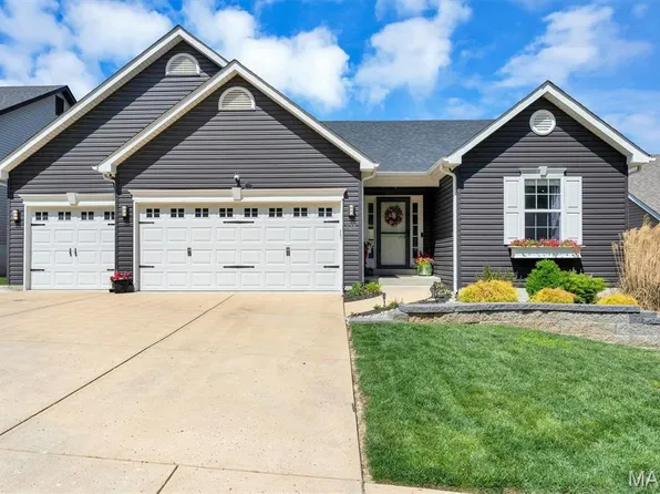 523 Amber Way Ct, Imperial, MO 63052