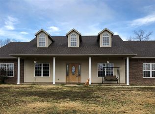 8383 Silver Rd, Ozark, AR 72949