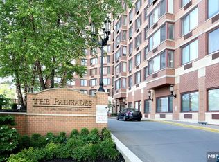 100 Old Palisade Rd APT 1013, Fort Lee, NJ 07024