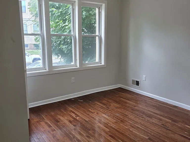 478 S 20th St #1 — Photo 3
