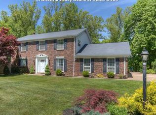 141 Country Cove Ests, Scott Depot, WV 25560
