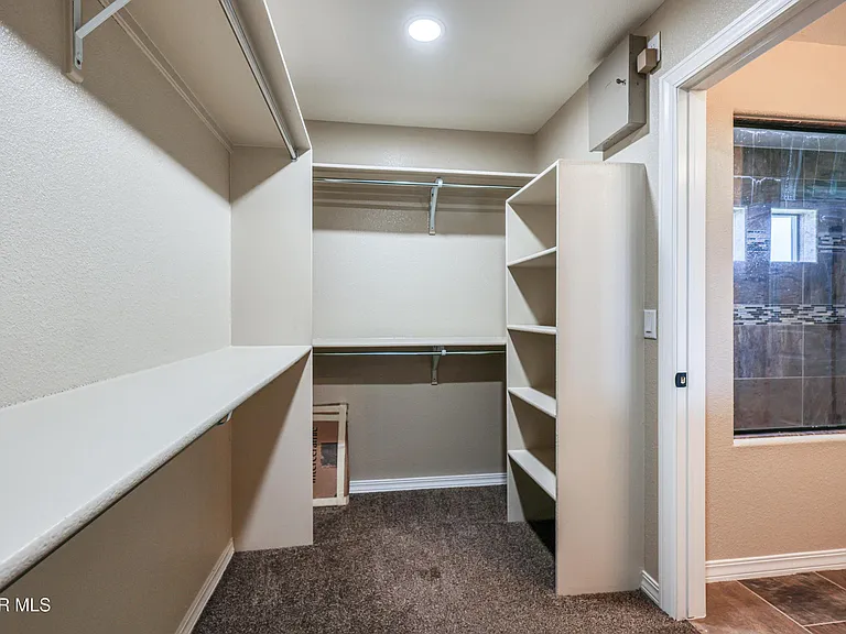 5525 Valley Cedar Dr — Photo 47