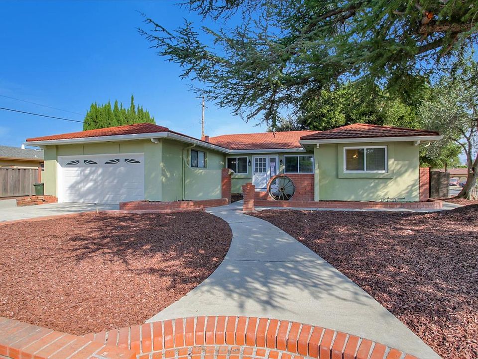 1st image of 2737 Los Altos Dr