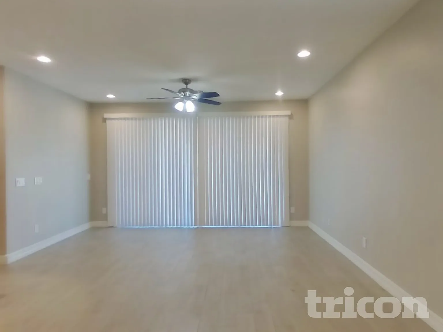 11298 N 186th Lane Surprise AZ — Photo 2