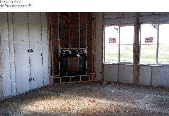 3rd image of 396 Baja Dr