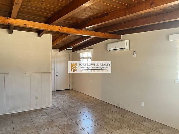 4th image of 262 W Blacklidge Dr #262