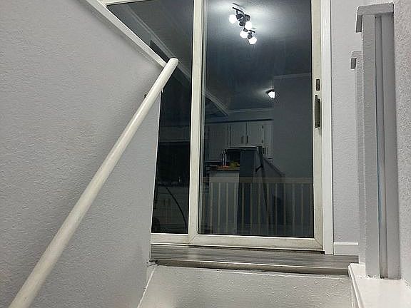 4th image of 100 Toneff Dr