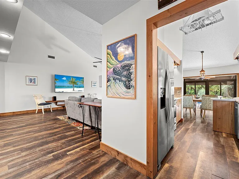 109 Seashore Dr — Photo 7