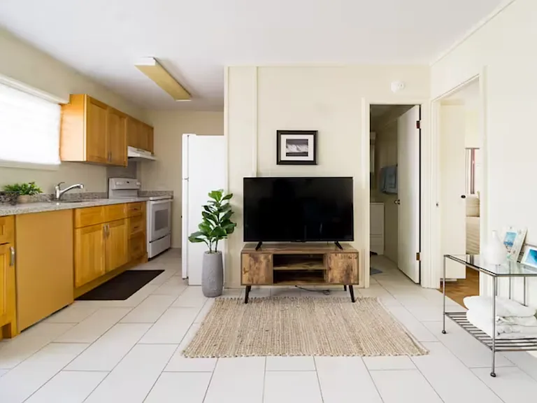 1707 Anapuni St #3 — Photo 7