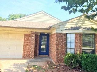 17302 Valley Pl, Edmond, OK 73012