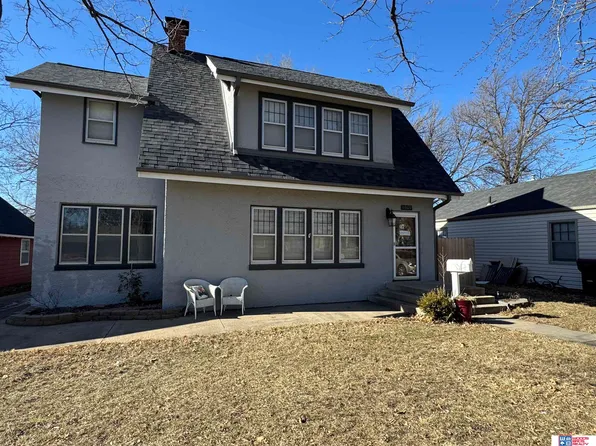 1305 N 11th St, Beatrice, NE 68310