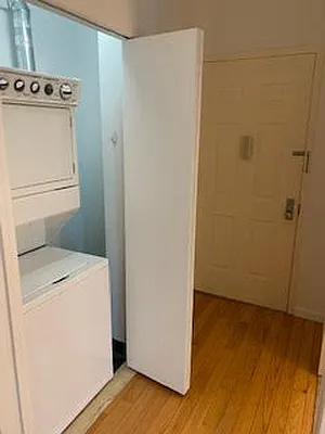 Rented by R New York | media 13