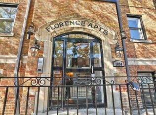 1094 College St #4, Toronto, ON M6H 1B3