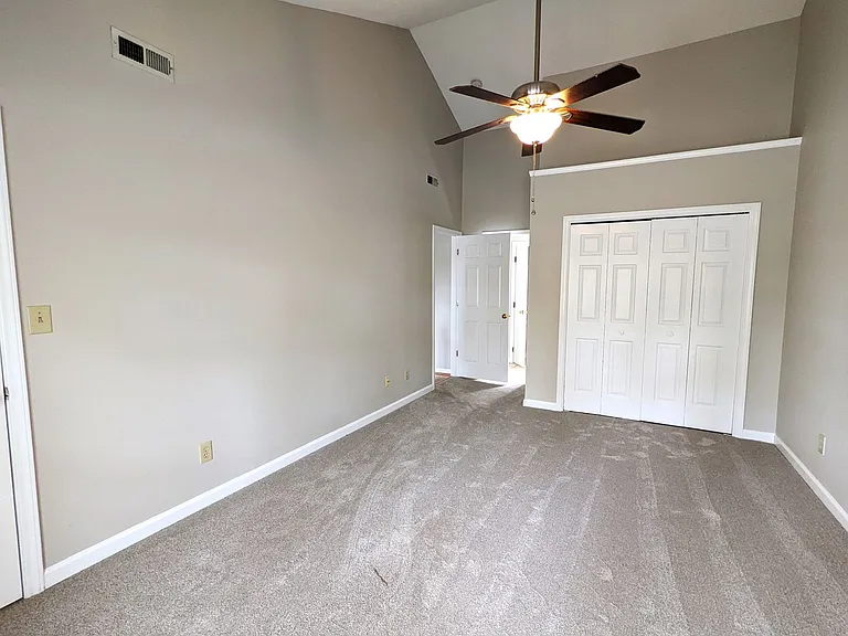 4940 Harbour Towne Dr — Photo 11