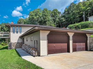 215 Pirich Rd, Addison, PA 15411