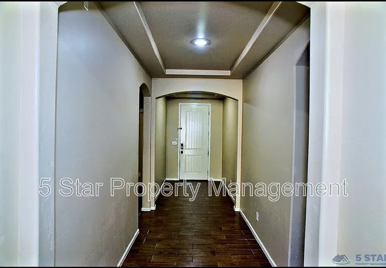 2200 Willie Mier St — Photo 7