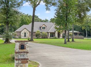 818 Commons Lake Edge Dr, Huffman, TX 77336