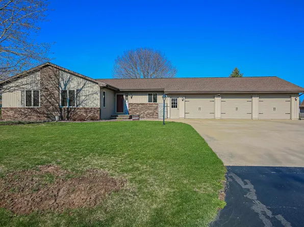 W6528 Cedar Dr, Greenville, WI 54942