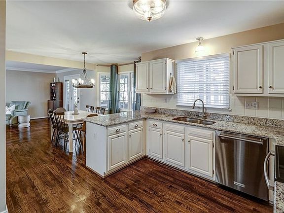 5th image of 12201 Collinstone Pl