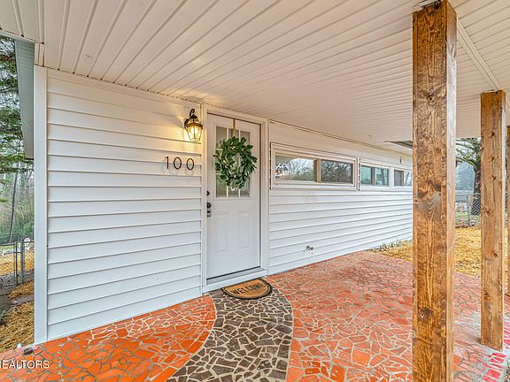 4th image of 100 Wellington Cir