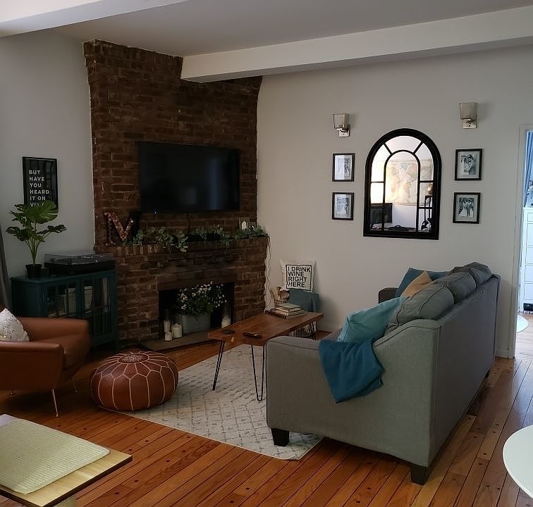 1st image of 44 W 74th St #3B
