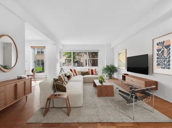 11 Fifth Avenue 2V image 1 of 18