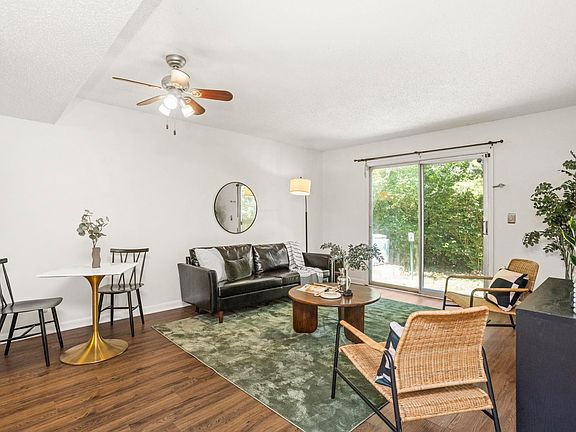 5th image of 21 Vaughns Gap Rd APT 16